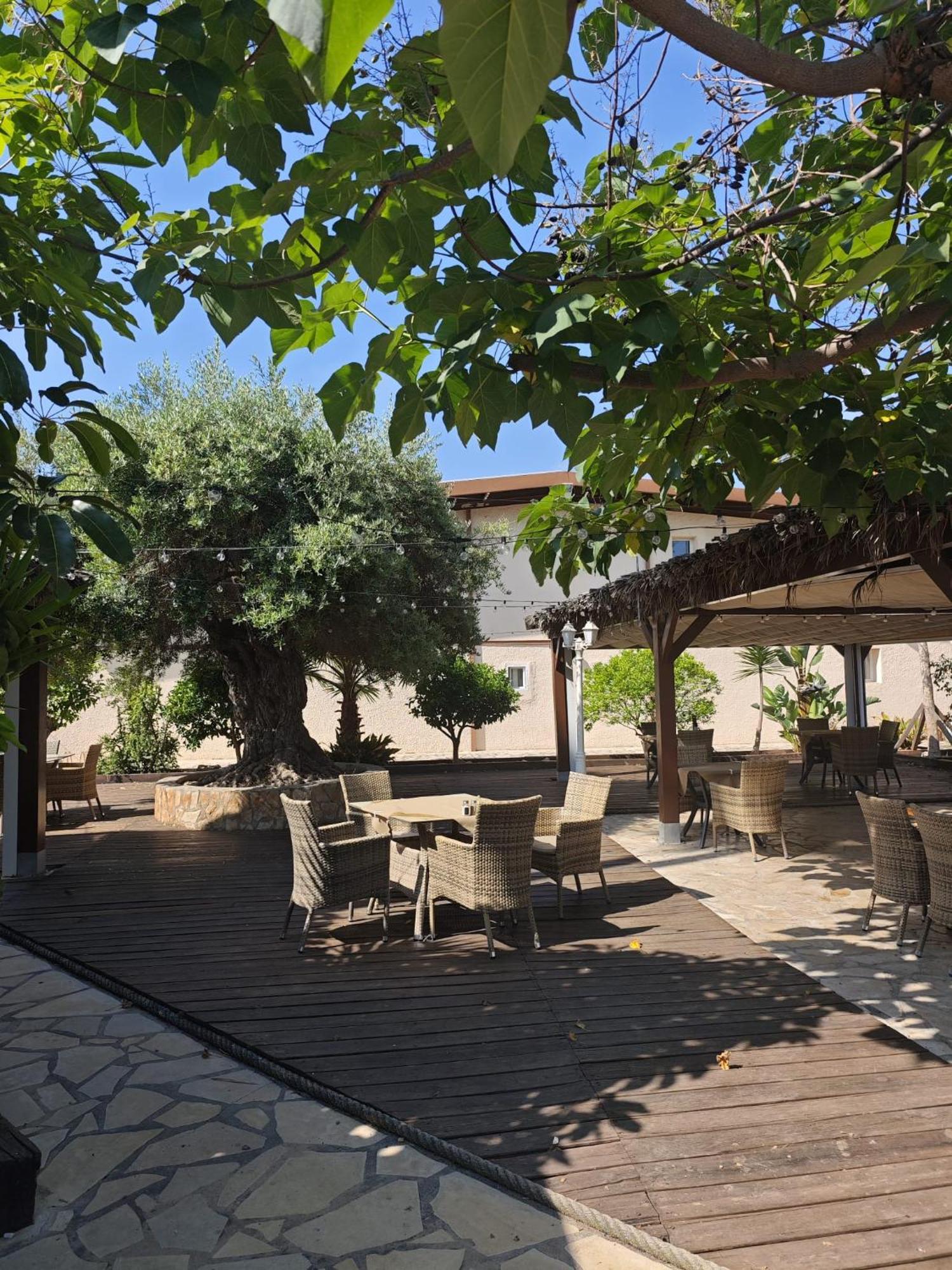 Alojamiento Cafe Soles Denia Exterior foto