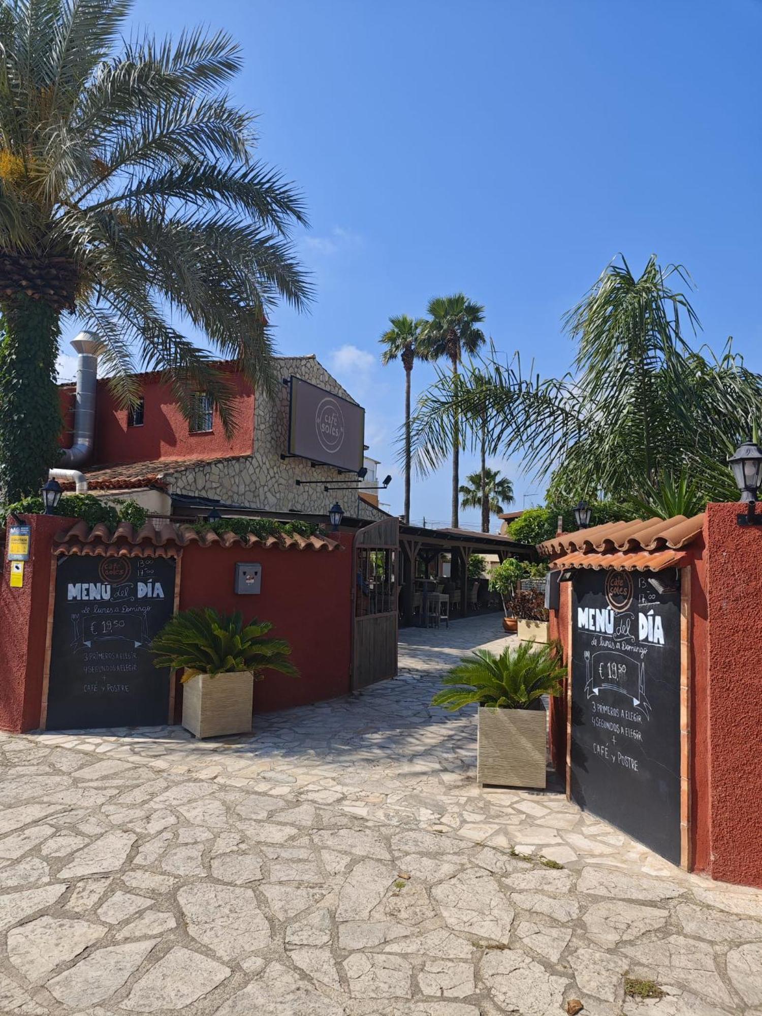 Alojamiento Cafe Soles Denia Exterior foto